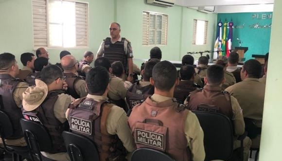 Comandante do 20º BPM faz reunião para definir estratégias de ações em Chorrochó