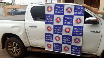 Hilux roubada em Cícero Dantas é abandonado por bandidos em Jeremoabo