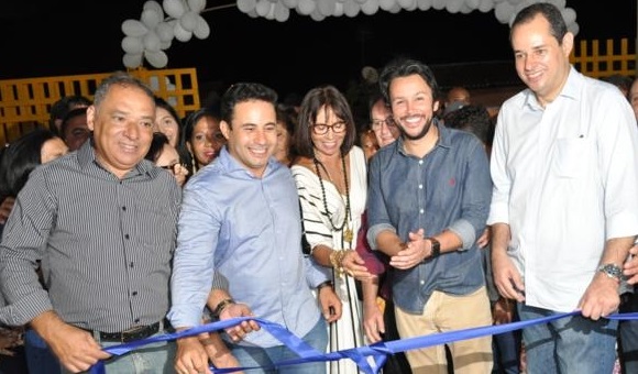 “Momento de muita felicidade”, diz David Cavalcanti na entrega da Creche Modelo ao povo de Glória