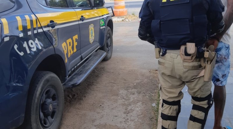 Dois homens são presos por suspeita de estupro coletivo em Ribeira do Pombal