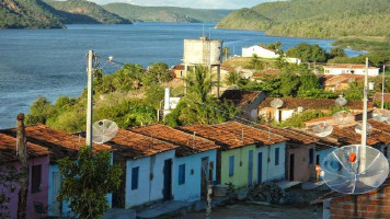 Homem é suspeito de esfaquear esposa e matar suposto amante em Poço Redondo