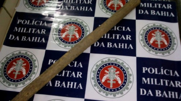 Homem é preso após atingir companheira com golpes de pedaço de madeira em Paulo Afonso