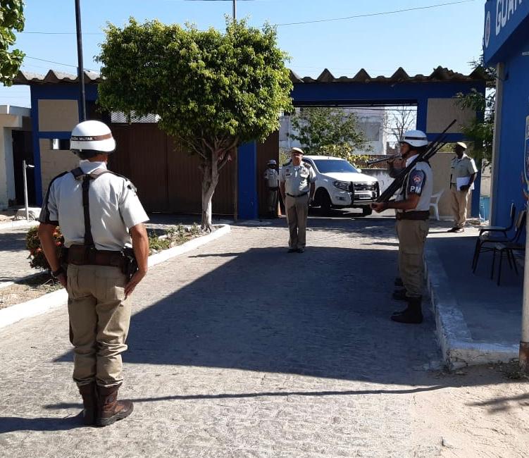 Coronel PM Anselmo Bispo visita 20º BPM