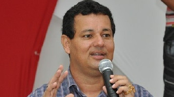 Santa Brígida: Prefeito vira réu acusado de se promover em publicidade oficial, diz site