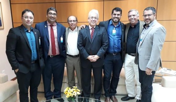 Câmara envia Comissão de Vereadores à sede da Chesf, em Recife, para discutir situação dos moradores da Rua da Paz