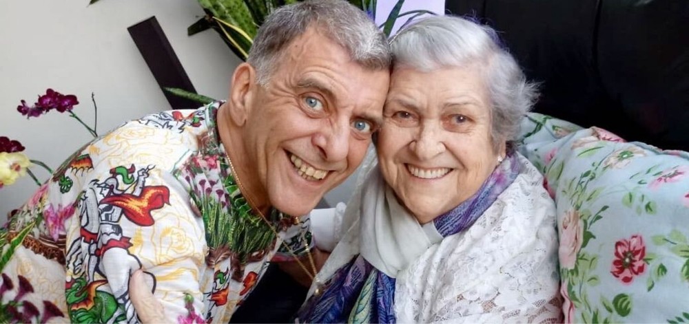 Dois meses depois da morte do filho Jorge Fernando, morre a atriz Hilda Rebello