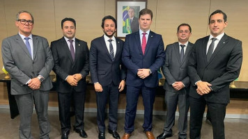 Em Brasília, prefeito David consegue quase R$ 300 mil para os perímetros irrigados de Glória/Rodelas