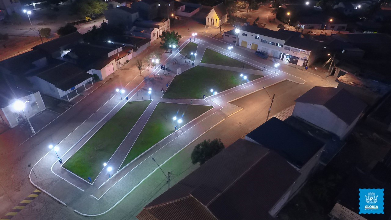 Prefeito David Cavalcanti entrega a 1ª de uma série de 4 praças que serão inauguradas até junho de 2020