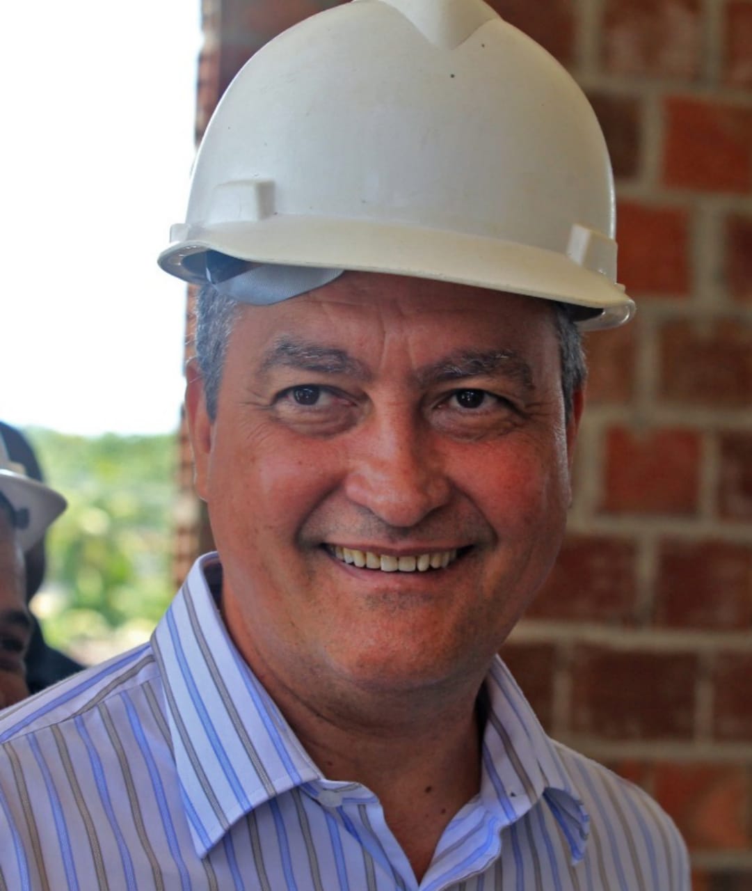 Rui é o governador que mais cumpriu promessas no primeiro ano de mandato