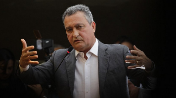 Governador da Bahia Rui Costa é operado em SP para tirar nódulo no peito