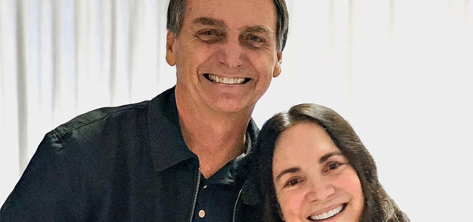 Após ‘noivado’, Regina Duarte diz sim a Bolsonaro e é a nova secretária especial da Cultura