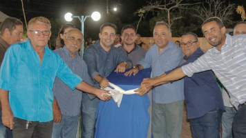 Infraestrutura e lazer em Glória, BA: Prefeito David Cavalcanti inaugura mais uma praça no bairro Santo Antônio
