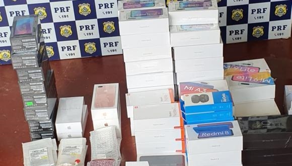 Homem é preso com aparelhos Redmi Note e Iphones sem nota fiscal em Paulo Afonso