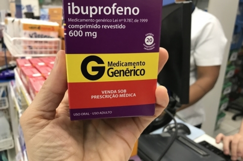Estudo preliminar aponta que ibuprofeno pode agravar efeitos do coronavírus