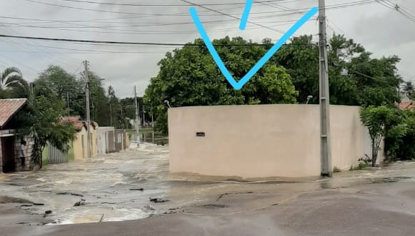 Águas do Lago do Hospital transbordam e invadem casas do Condomínio Aurora (Vídeo e Fotos)