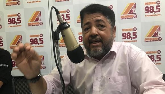 “Sou pré-candidato a vereador sim”, confirma Roosevelt Carvalho em entrevista à rádio Angiquinho