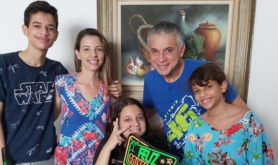 Dr. Luiz Neto completa 54 anos e recebe mensagens de carinho por telefone e redes sociais