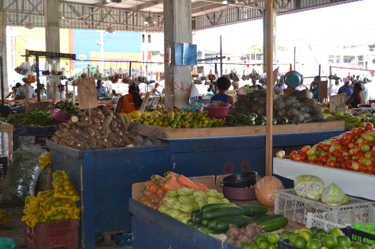 Uso de máscara passa a ser obrigatório no Ceasa e Mercados da Bahia