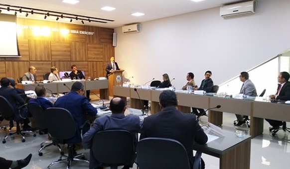 Ociosa há quase 2 meses, Câmara de Vereadores de Paulo Afonso custa R$ 35 mil por dia ao contribuinte