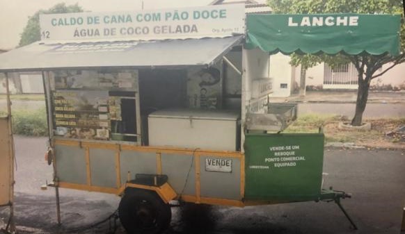 Vende-se uma lanchonete móvel tipo reboque e passa-se o ponto localizado no Parque Belvedere