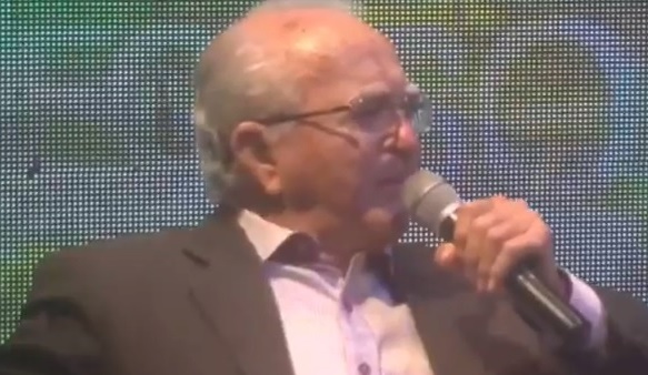 Em live, prefeito Luiz de Deus vai às lágrimas ao falar do povo de Paulo Afonso; veja o momento