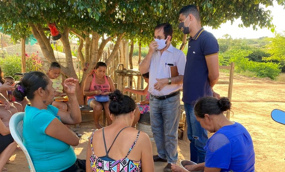 Na reta final da pré-campanha, Progressistas gasta sola de sapato para se credenciar como candidato das oposições