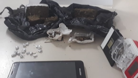 GTM prende suspeito por tráfico de drogas no centro de Paulo Afonso