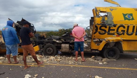 “Todo dinheiro foi preservado”, diz Prosegur sobre explosão de carro-forte em Glória (BA), mas motorista teve armas roubadas