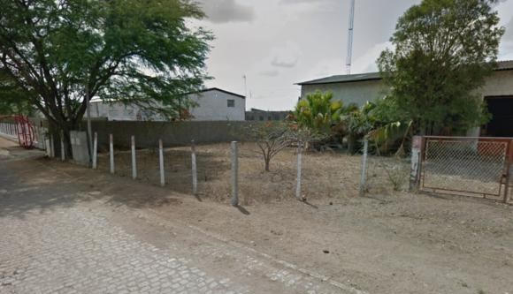 Às vésperas de eleição, Luiz de Deus libera terrenos para 6 empresas; uma foi aberta há 8 meses