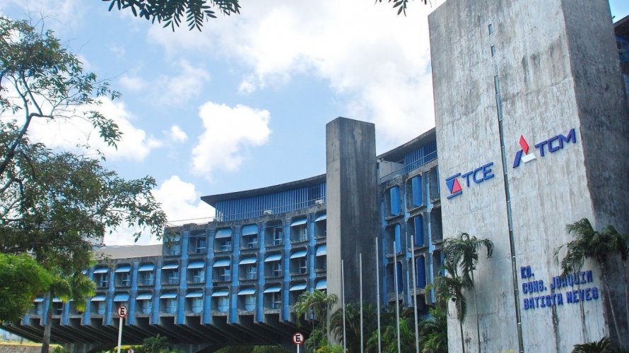 Lista do TCM entregue ao TRE tem nomes de 1.149 gestores municipais