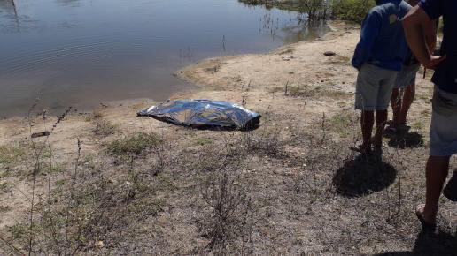 Homem que pescava e bebia com amigos morre afogado em Delmiro Gouveia (AL)