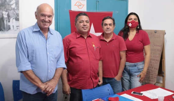 Em convenção, PT homologa nomes de candidatos a vereador e apoio a Anilton para prefeito