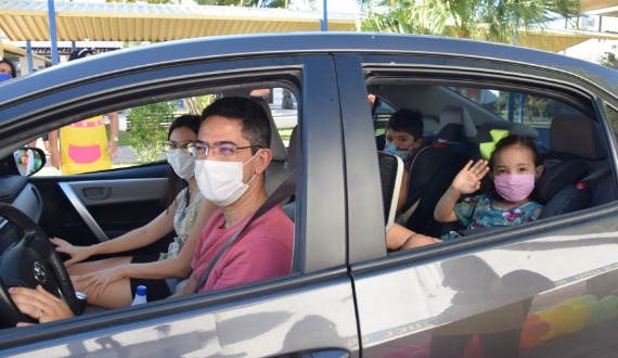 Drive Thru Solidário Primavera Sustentável do Colégio Sete superou expectativa de participação