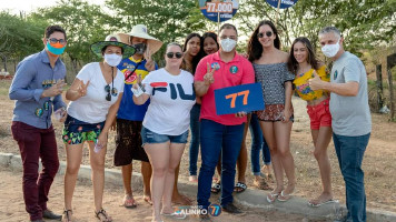Galinho é recebido no povoado Riacho por amigos e parentes