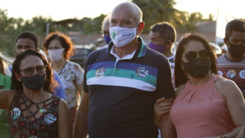 Anilton e Flavinho são recebidos em clima de vitória por moradores do povoado São José