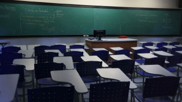 Prorrogado até 25 de outubro decreto que proíbe aulas e eventos na Bahia