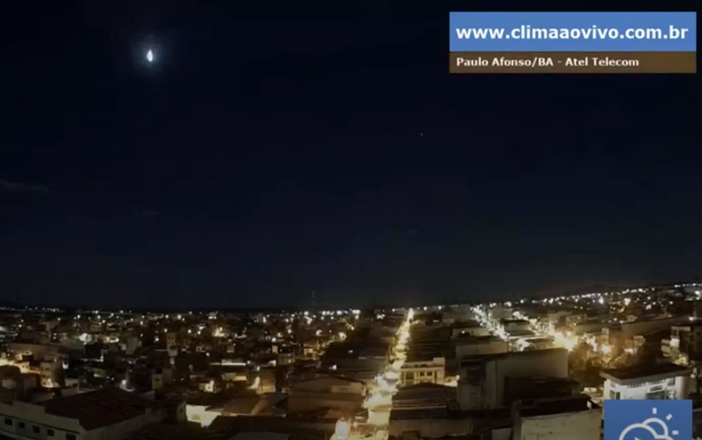 Meteoro luminoso que passou pela atmosfera da Terra pôde ser visto em Paulo Afonso (BA)