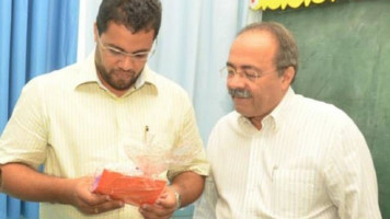 Senador flagrado com dinheiro na cueca foi aluno do Colepa e filho pauloafonsino pode assumir vaga