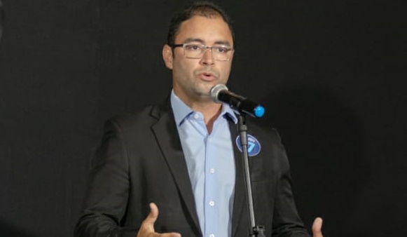 Debate: Galinho mostra preparo e é destaque com ideias para emprego e saúde