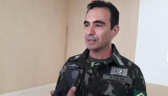 1ª Companhia de Infantaria apresenta novo comandante à imprensa de Paulo Afonso