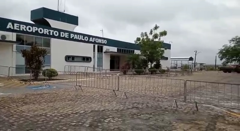 Presidente Bolsonaro desembarca em Paulo Afonso-BA para inaugurar obra hídrica em Piranhas-AL