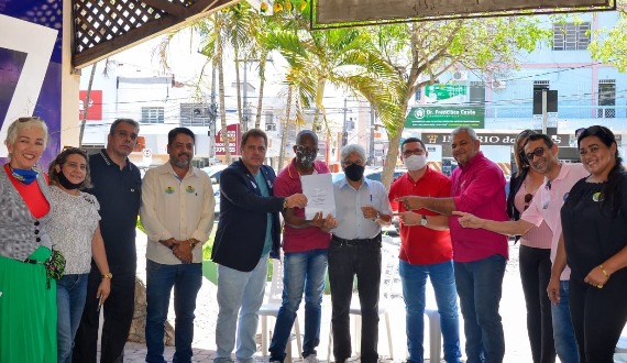 Candidato Capitão Paz apresenta projeto de governo a líderes religiosos da ABAME