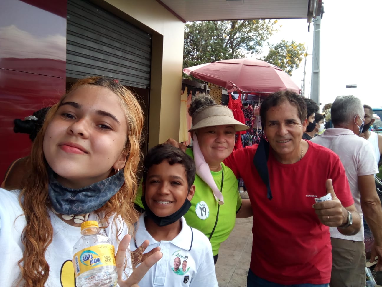Candidato a vereador Jorge Brandão fez campanha conversando e ouvindo o povo nas ruas de Paulo Afonso