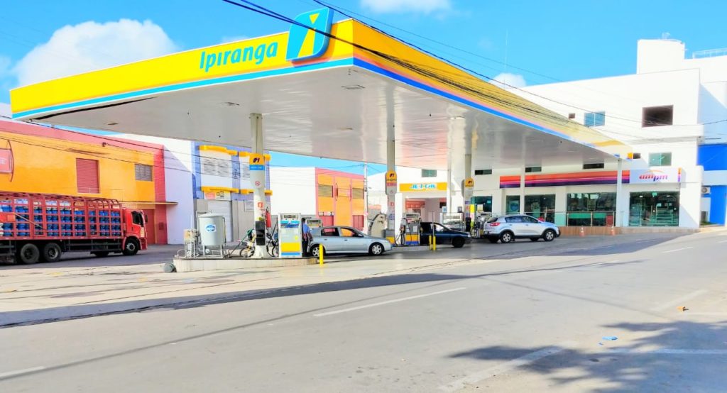 Paulo Afonso: só nesta sexta-feira (4), no Posto San Francisco, gasolina original comum por R$ 4,450!