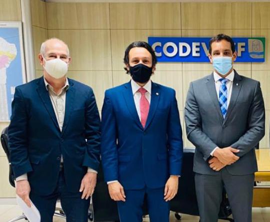 Mário Júnior participa de reuniões para agilizar obras que levarão água para 16 povoados de Paulo Afonso