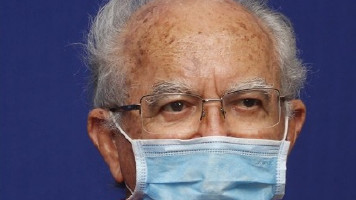 Boletim diz que Luiz de Deus teve melhora do quadro clínico, está na UTI e respirando espontaneamente