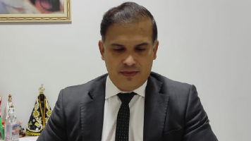 Evinha Oliveira reivindica proteção contra suicídio na Ponte do PCTRAN e cobra detalhes de gastos na Saúde: R$ 127 milhões