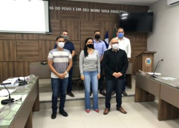 “Se não enxugar os gastos, Luiz de Deus cometerá improbidade”, diz Evinha Oliveira