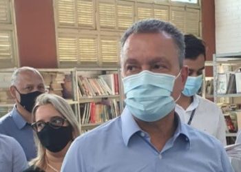 ‘Não sou a favor de vacinação por categorias’, diz Rui Costa ao defender critério por idade