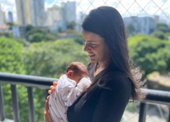 Eficácia: Após mãe ser imunizada, bebê nasce com anticorpos contra a Covid-19 na BA